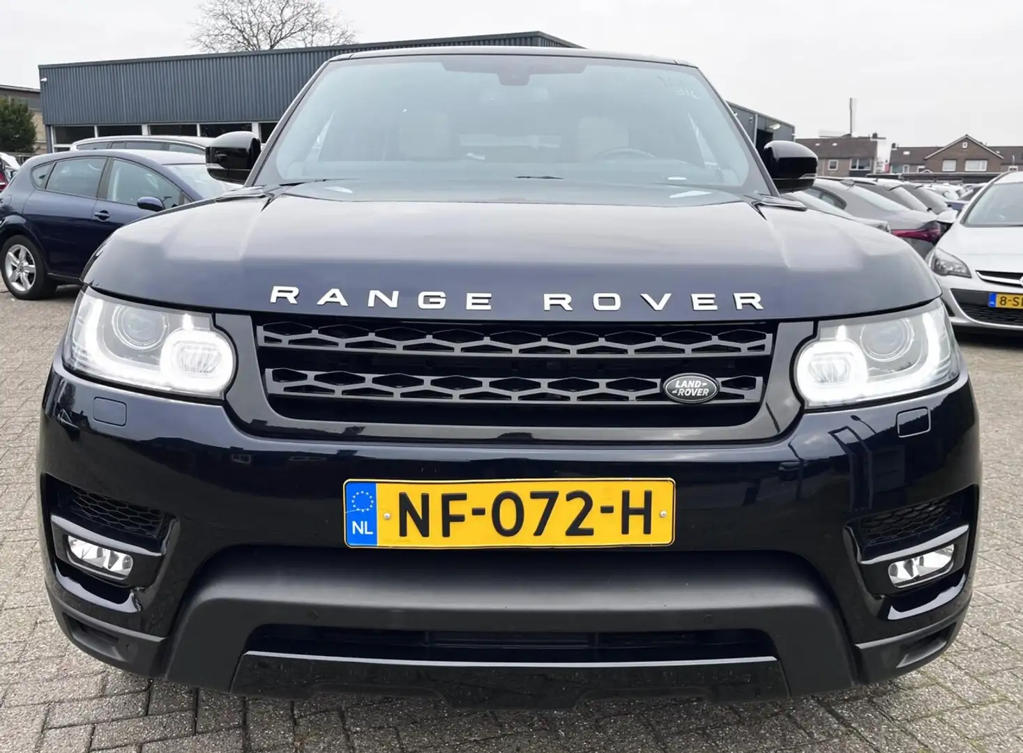 Land Rover Range Rover Sport 3.0SDV6 306PK HYBRID DYNAMIC PANO/CAM/LEER/FULL OP Zwart - 2