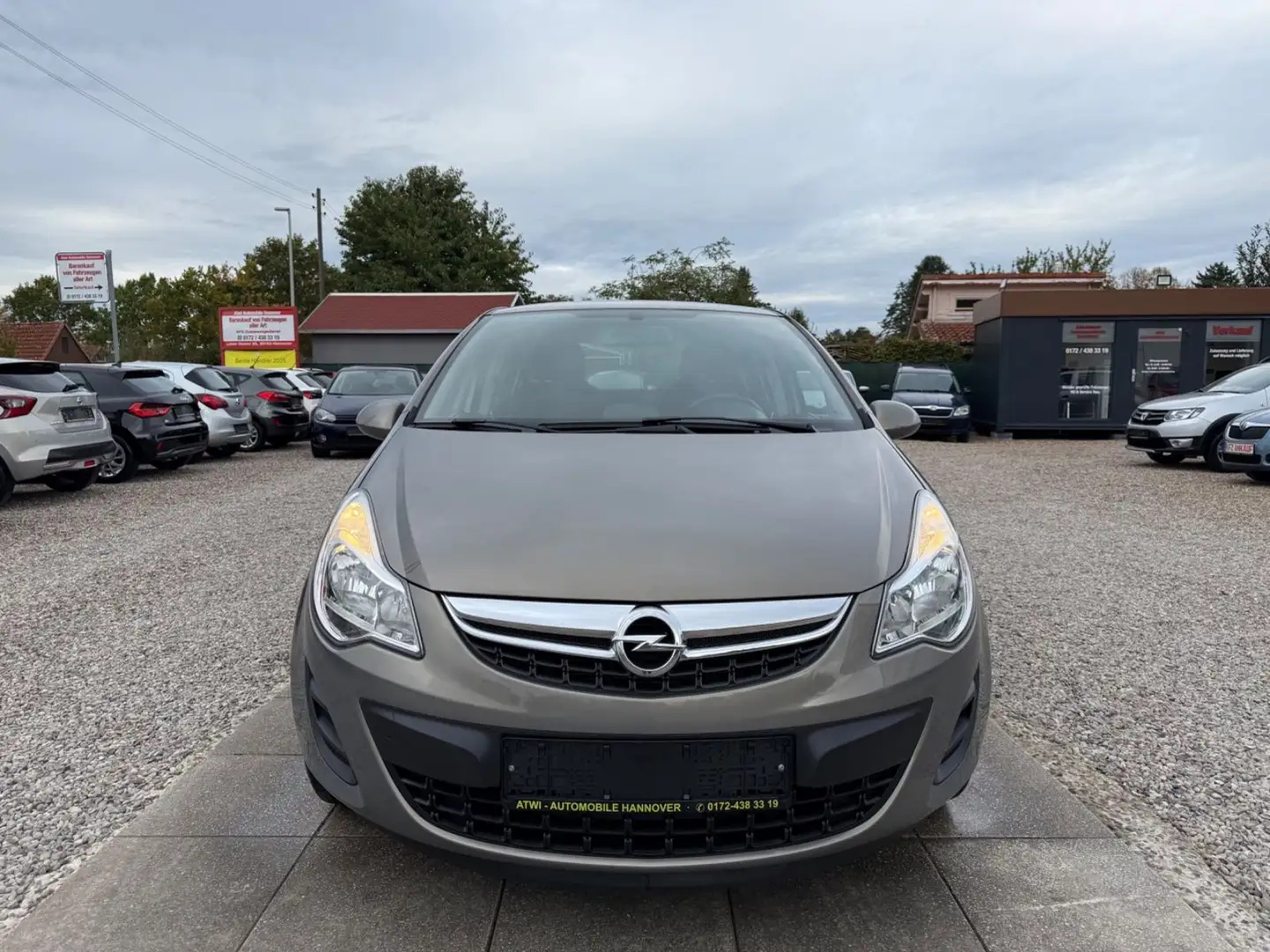 Opel Corsa 1,4 D Active Sportsitze Sport Lenkrad Gris - 2
