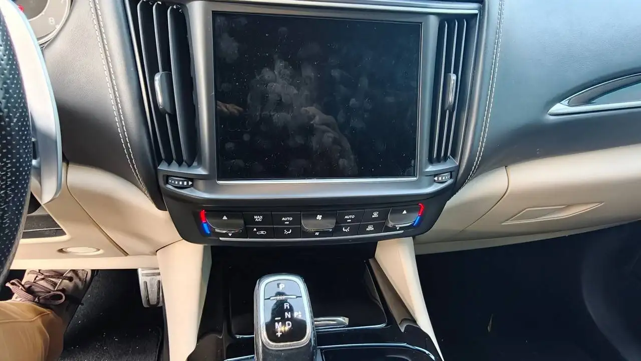 Maserati Levante 2021 — фото 11