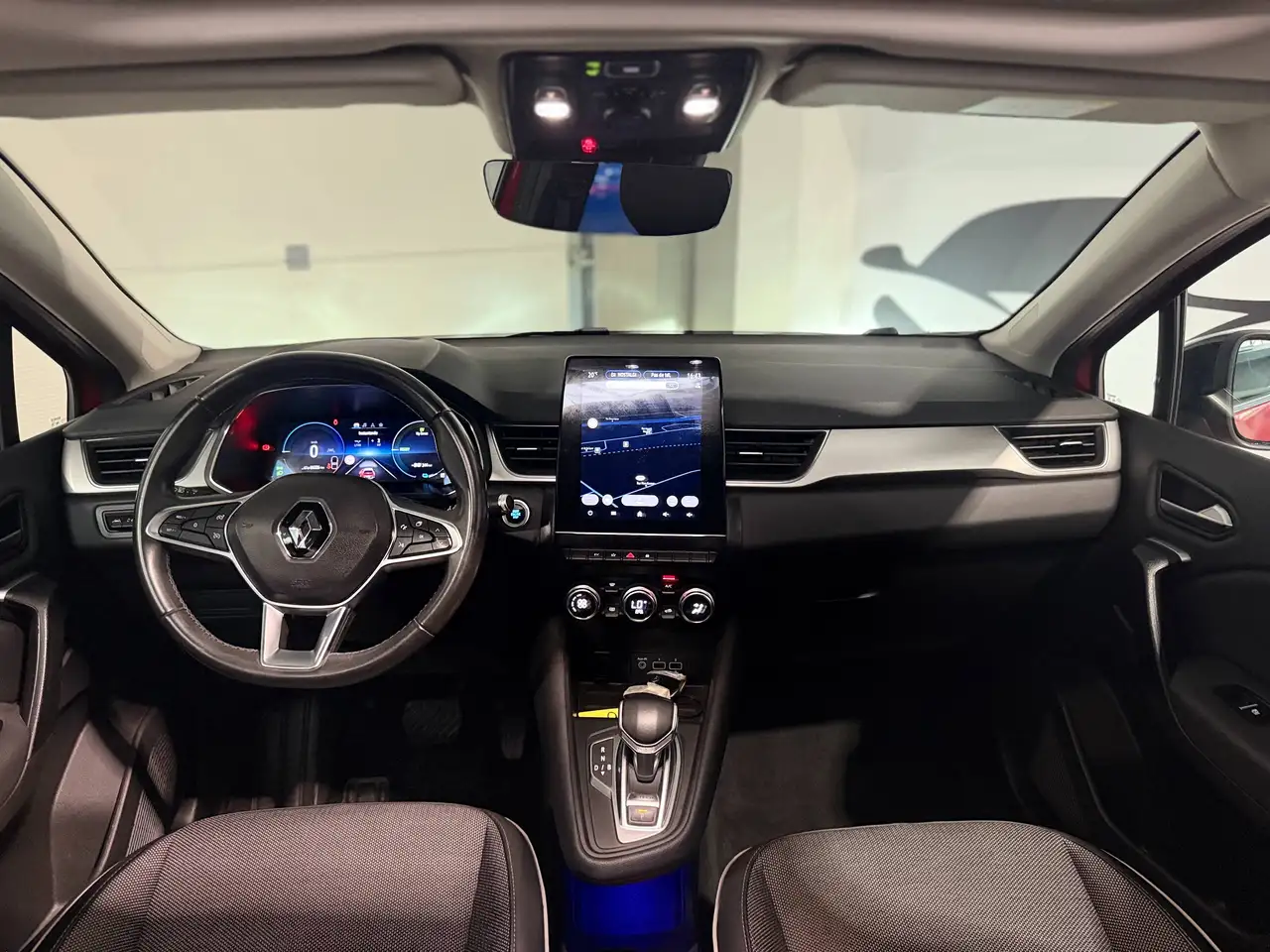 Renault Captur 1.6 TCe E-Tech, Toit Ouvrant, Camera de recul, GPS, Ambiant Light, Cruise Control, миниатюра 22