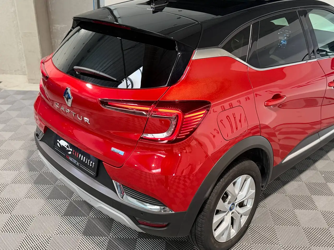 Renault Captur 1.6 TCe E-Tech, Toit Ouvrant, Camera de recul, GPS, Ambiant Light, Cruise Control, миниатюра 10