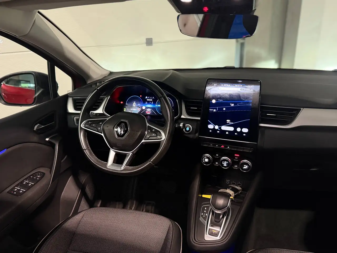Renault Captur 1.6 TCe E-Tech, Toit Ouvrant, Camera de recul, GPS, Ambiant Light, Cruise Control, миниатюра 23