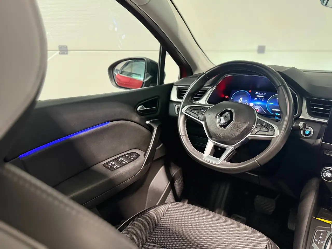 Renault Captur 1.6 TCe E-Tech, Toit Ouvrant, Camera de recul, GPS, Ambiant Light, Cruise Control, миниатюра 24