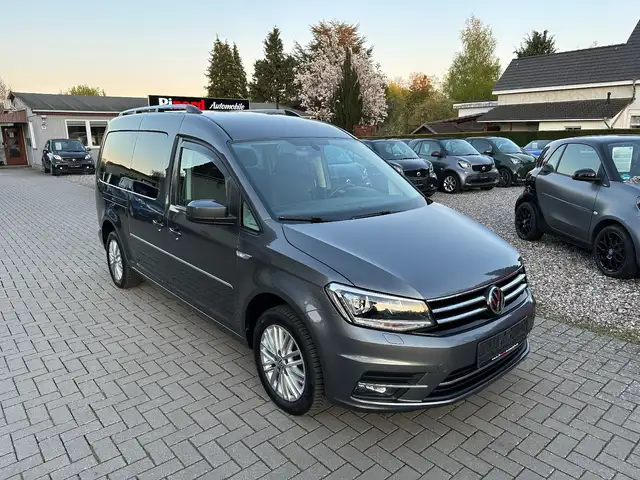 Volkswagen Caddy Maxi Highline ACC-XENON-NAVI-KAM-AHK-7.SITZER