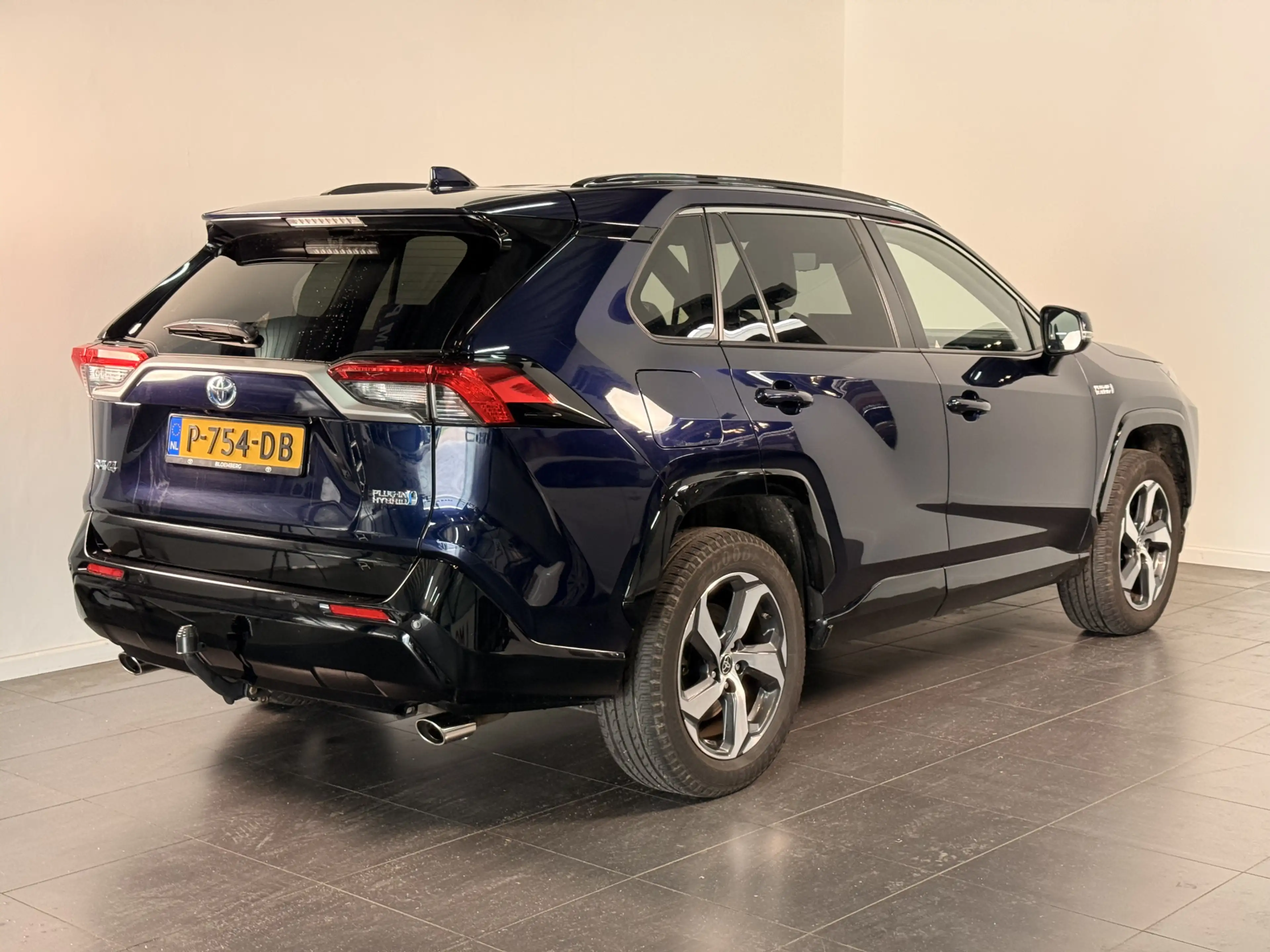 Toyota RAV4 2.5 Plug-in Hybrid AWD Style | Carplay | JBL | Tre — photo 3