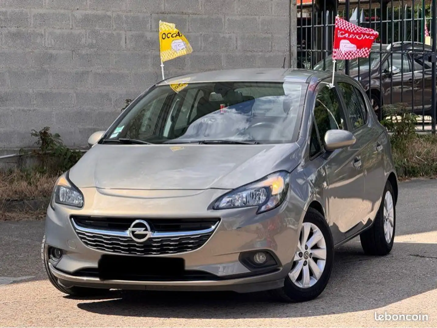 Opel Corsa 1.2i 70CV 5 portes année 02-2015 79.000KM Certifié Beige - 1