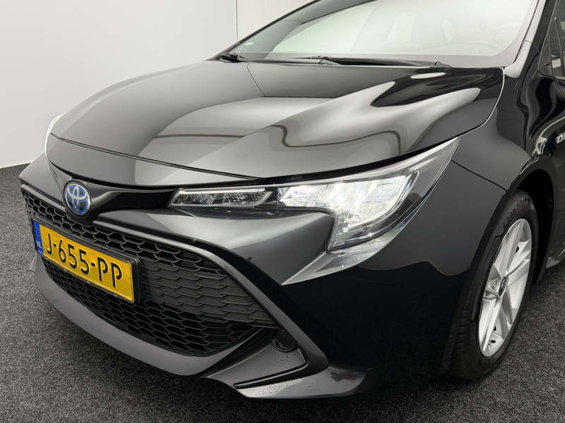 Toyota Corolla Touring Sports 1.8 Hybrid Business | Camera | Carp — photo 9