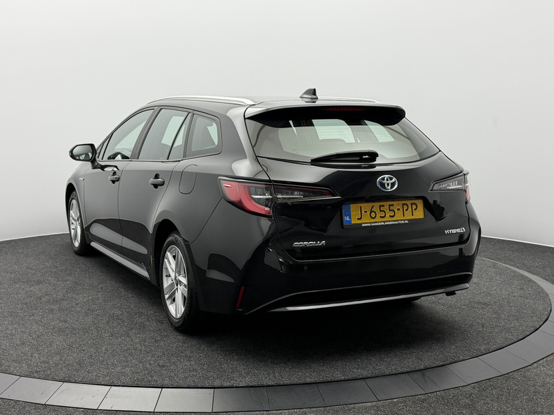 Toyota Corolla Touring Sports 1.8 Hybrid Business | Camera | Carp — photo 4