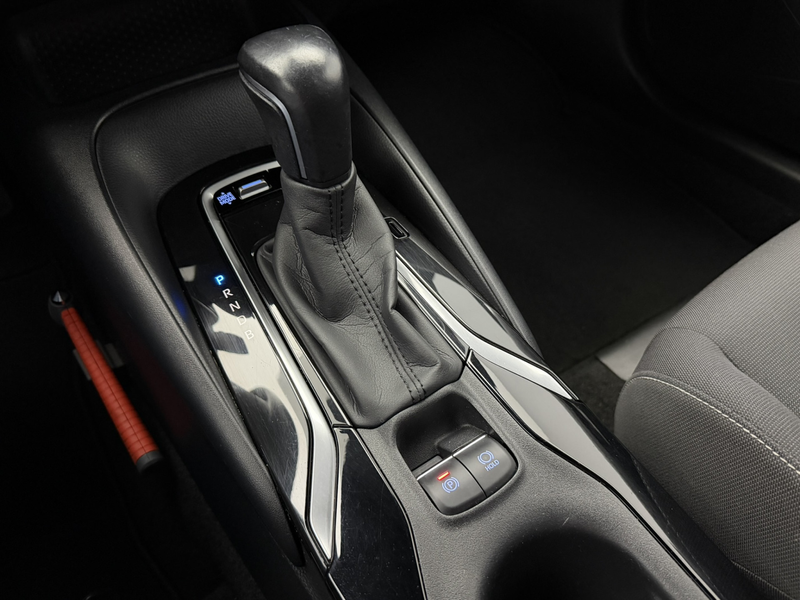 Toyota Corolla Touring Sports 1.8 Hybrid Business | Camera | Carp — photo 12