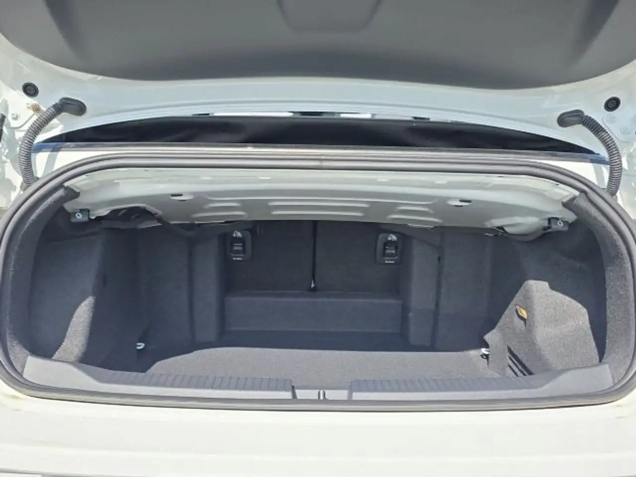 Volkswagen T-Roc R-Line black AHK*Matrix*Kam*keyl, миниатюра 17
