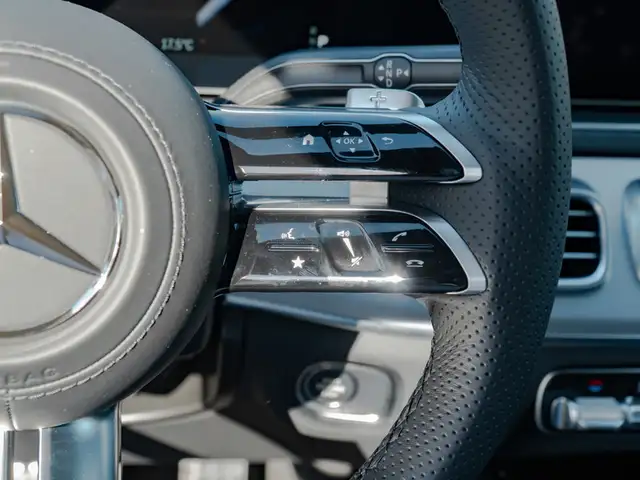 Mercedes-Benz GLE view 14