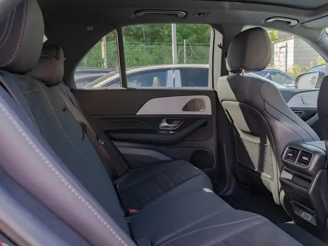 Mercedes-Benz GLE view 10