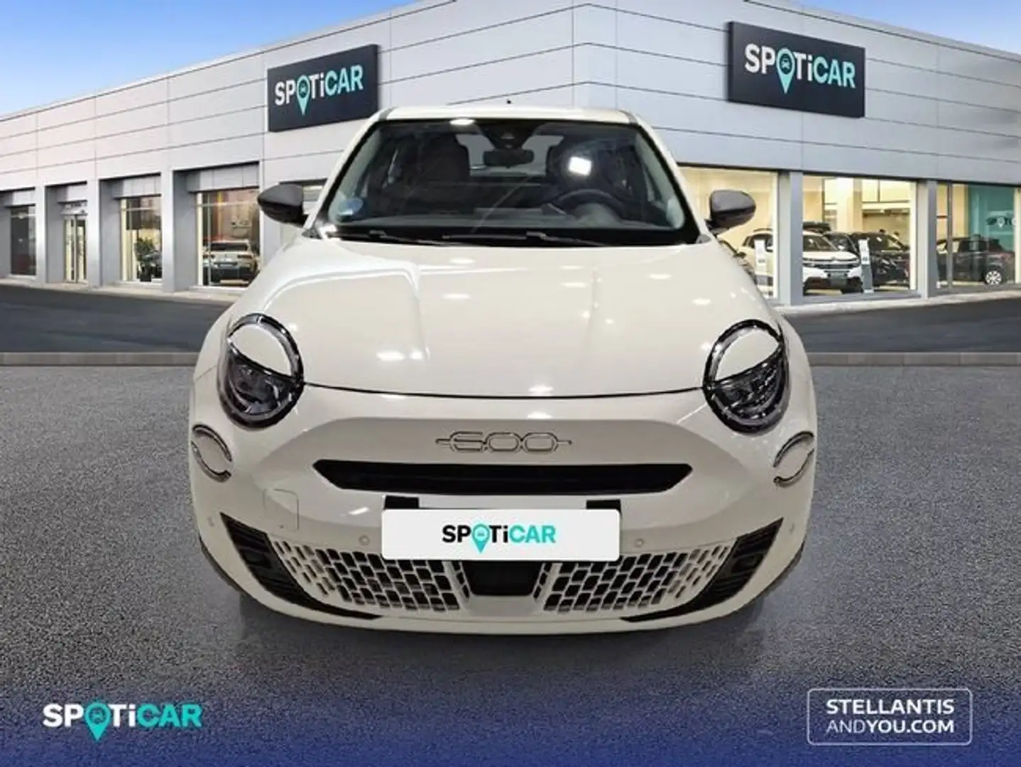Fiat 600 MHEV 1.2 74kW (100CV) DDCT - Blanco - 2