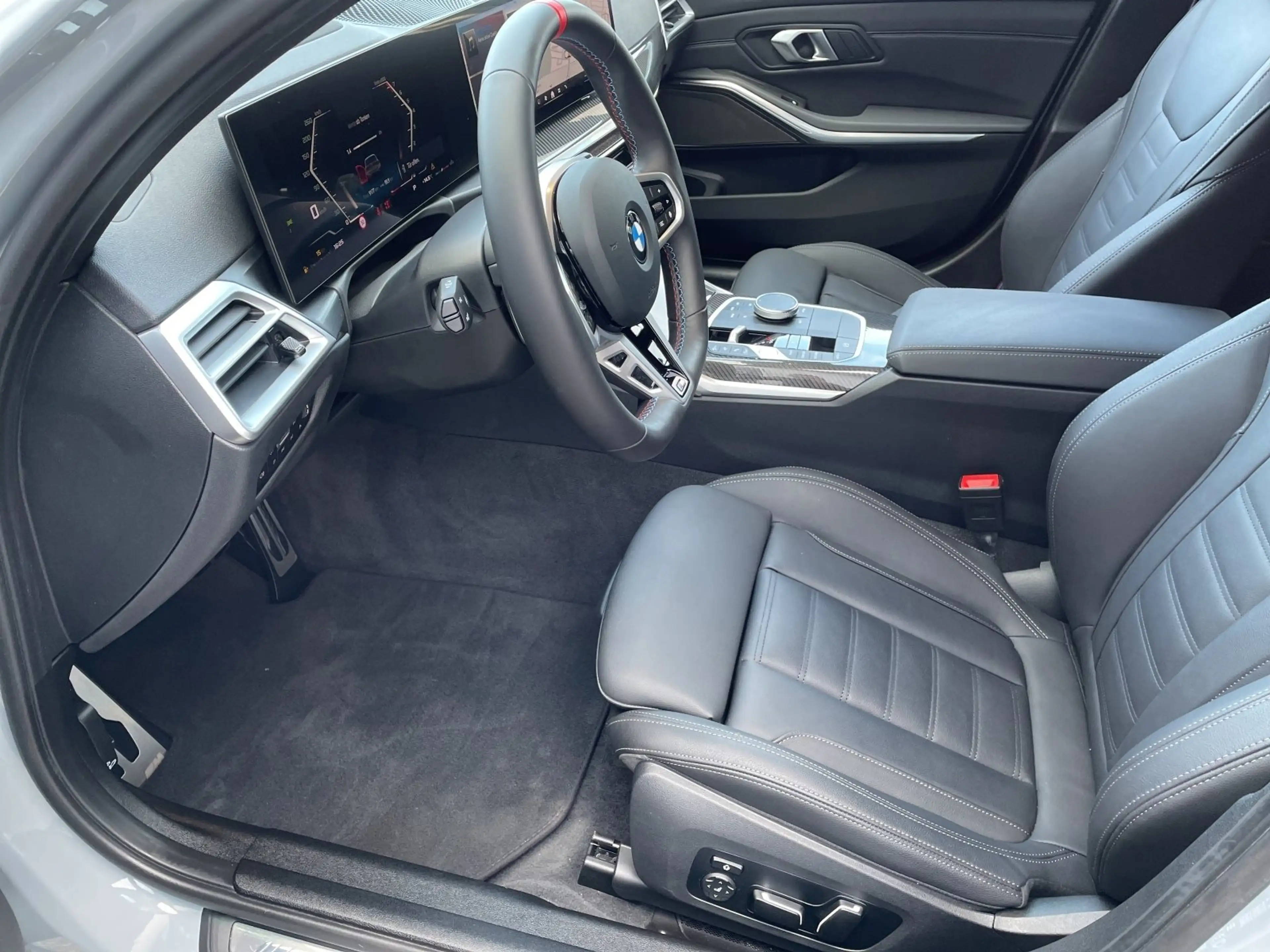 BMW 340 M340i xDrive Touring M Sportpaket Pro-Adaptives M — photo 10