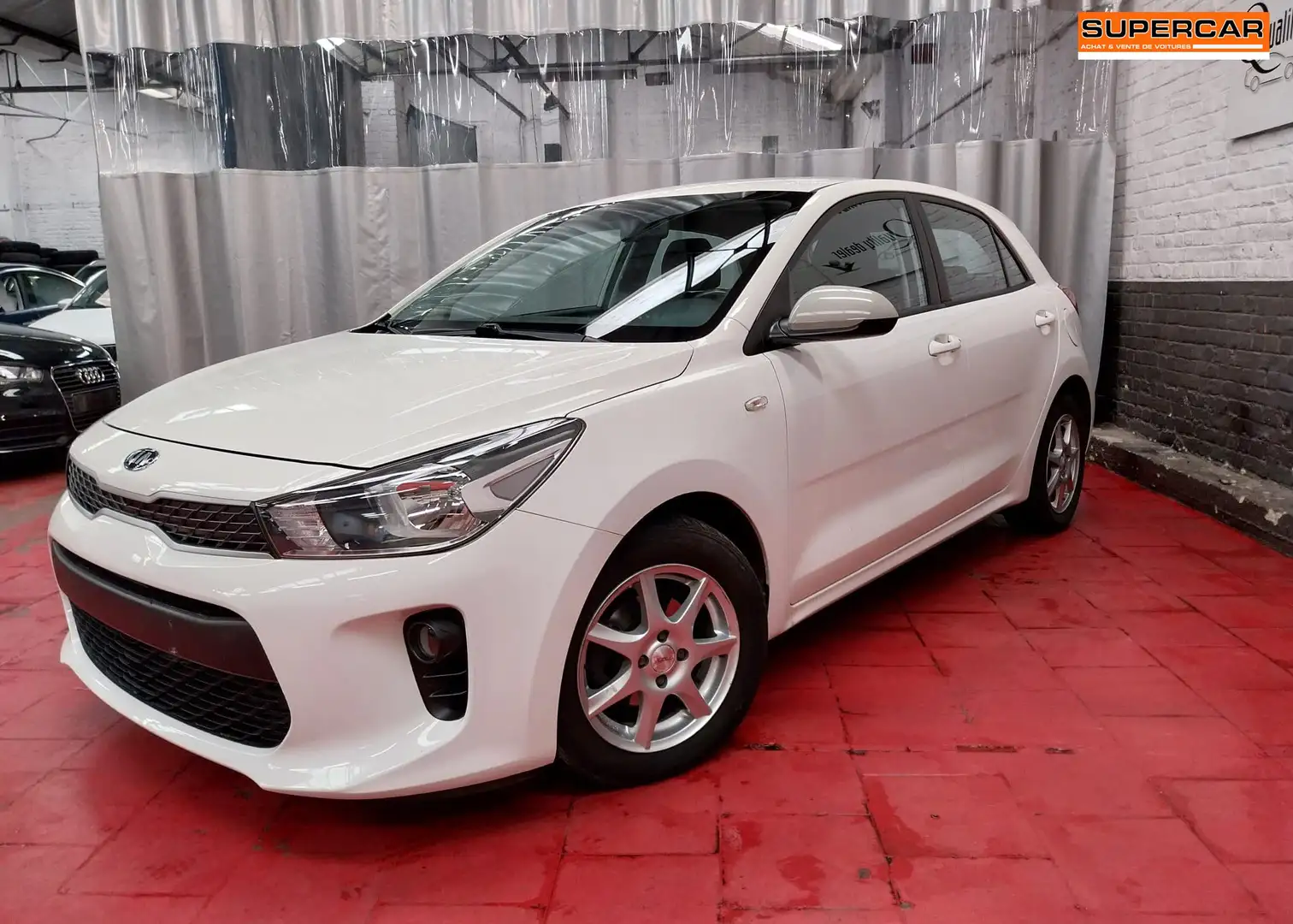Kia Rio 1.2i*Sièges chauff*Capteurs AR*224 € x 48m* Blanc - 1