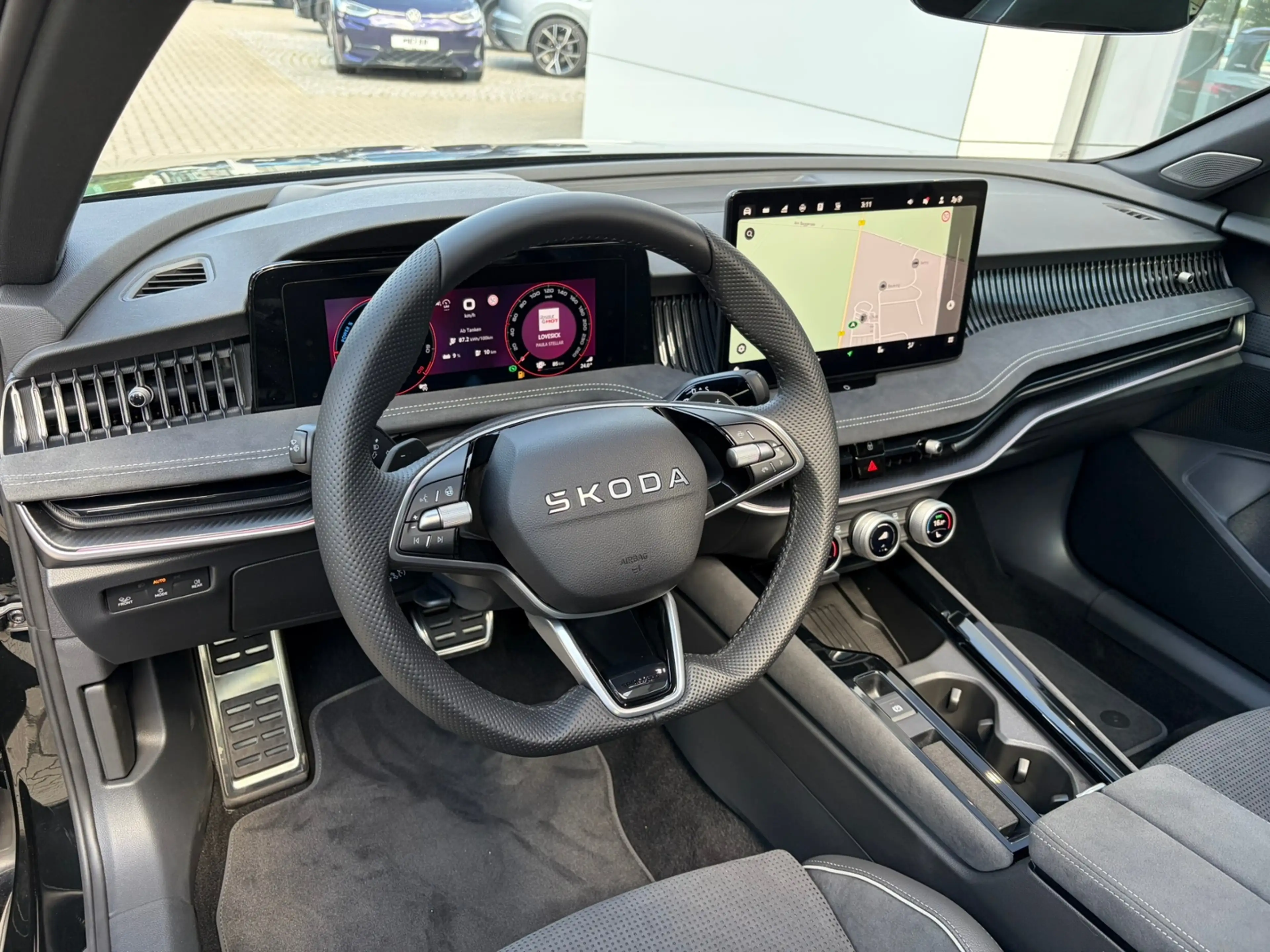 Skoda Superb Combi  Sportline 1.5 TSI IV DSG *AHK,Navi,19"-LM* — photo 8
