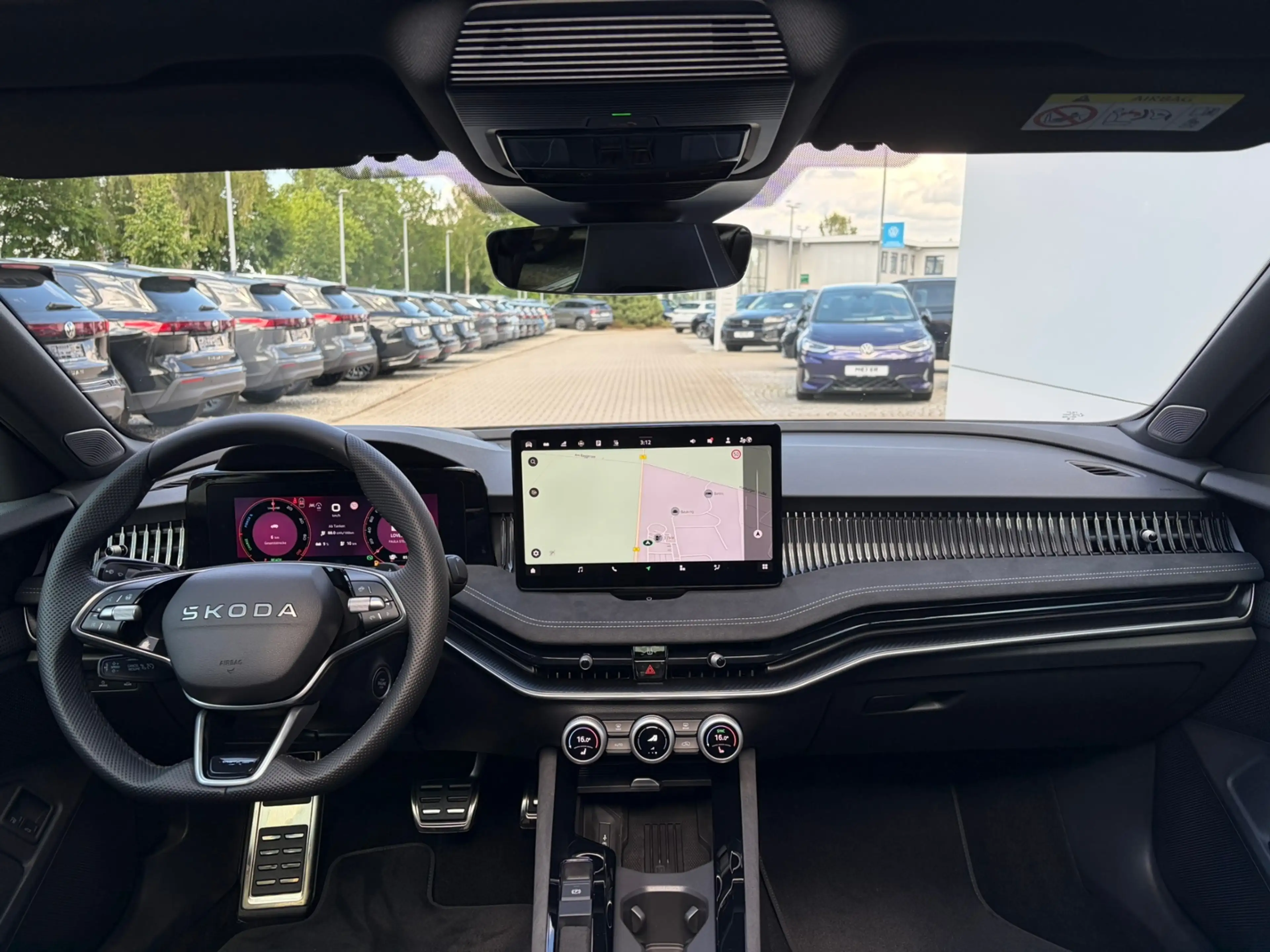 Skoda Superb Combi  Sportline 1.5 TSI IV DSG *AHK,Navi,19"-LM* — photo 13