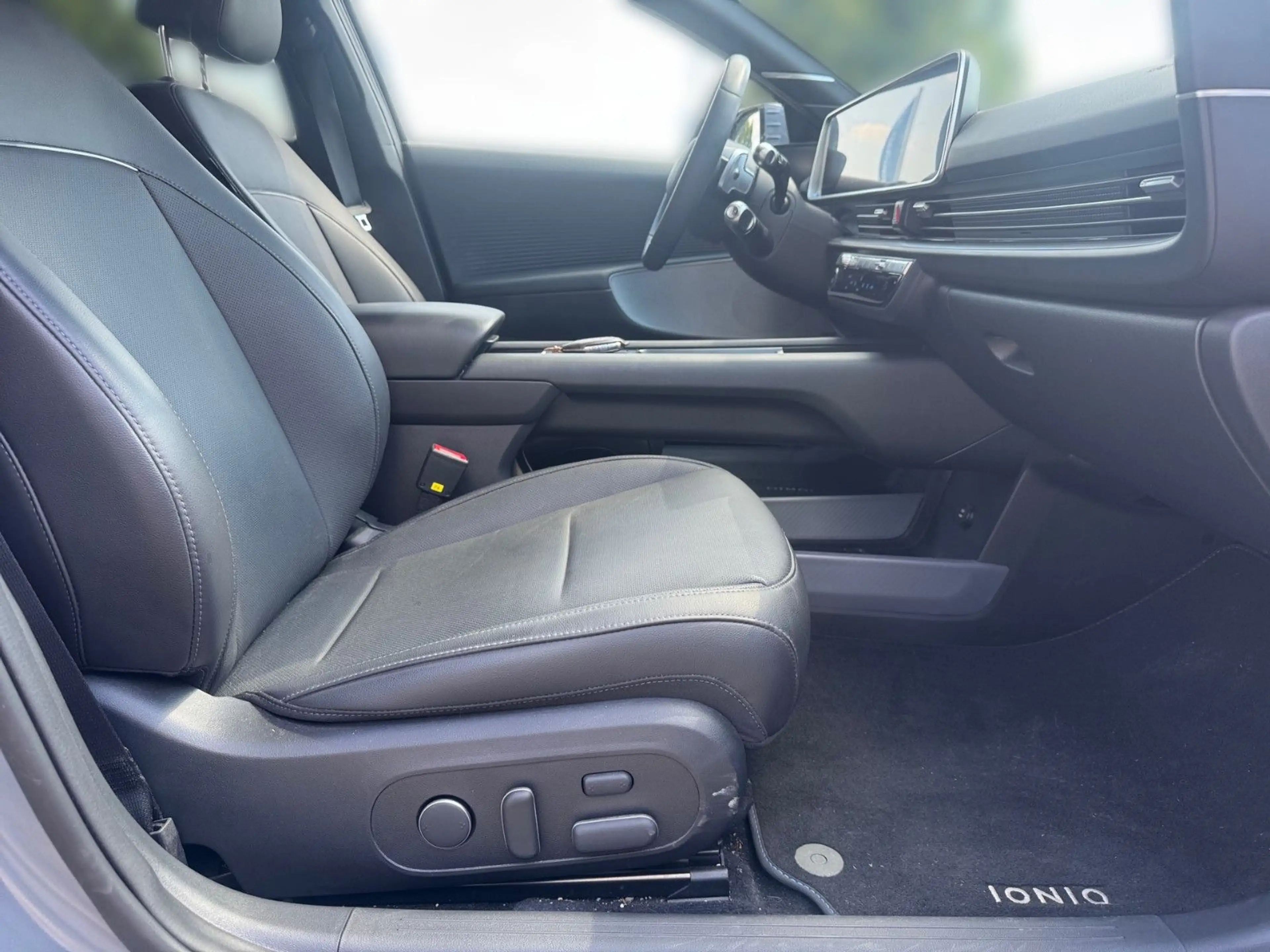 Hyundai IONIQ Ioniq 6 Uniq Elektro 4WD — photo 14