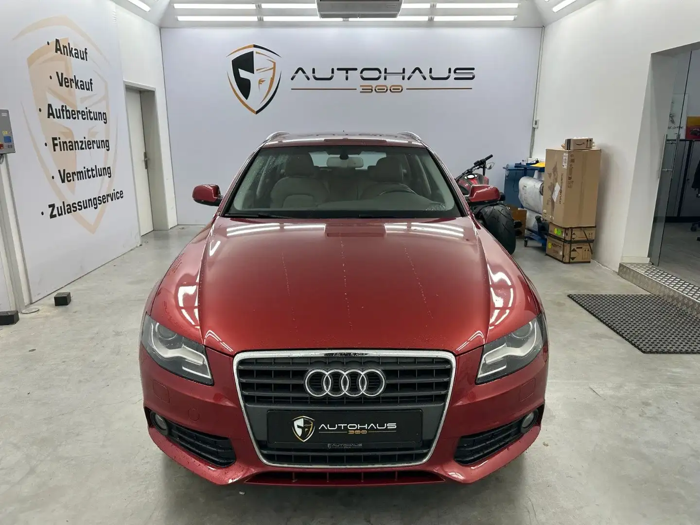 Audi A4 Avant Ambition XENON NAVI KLIMA MFL SHZ PDC Rot - 2