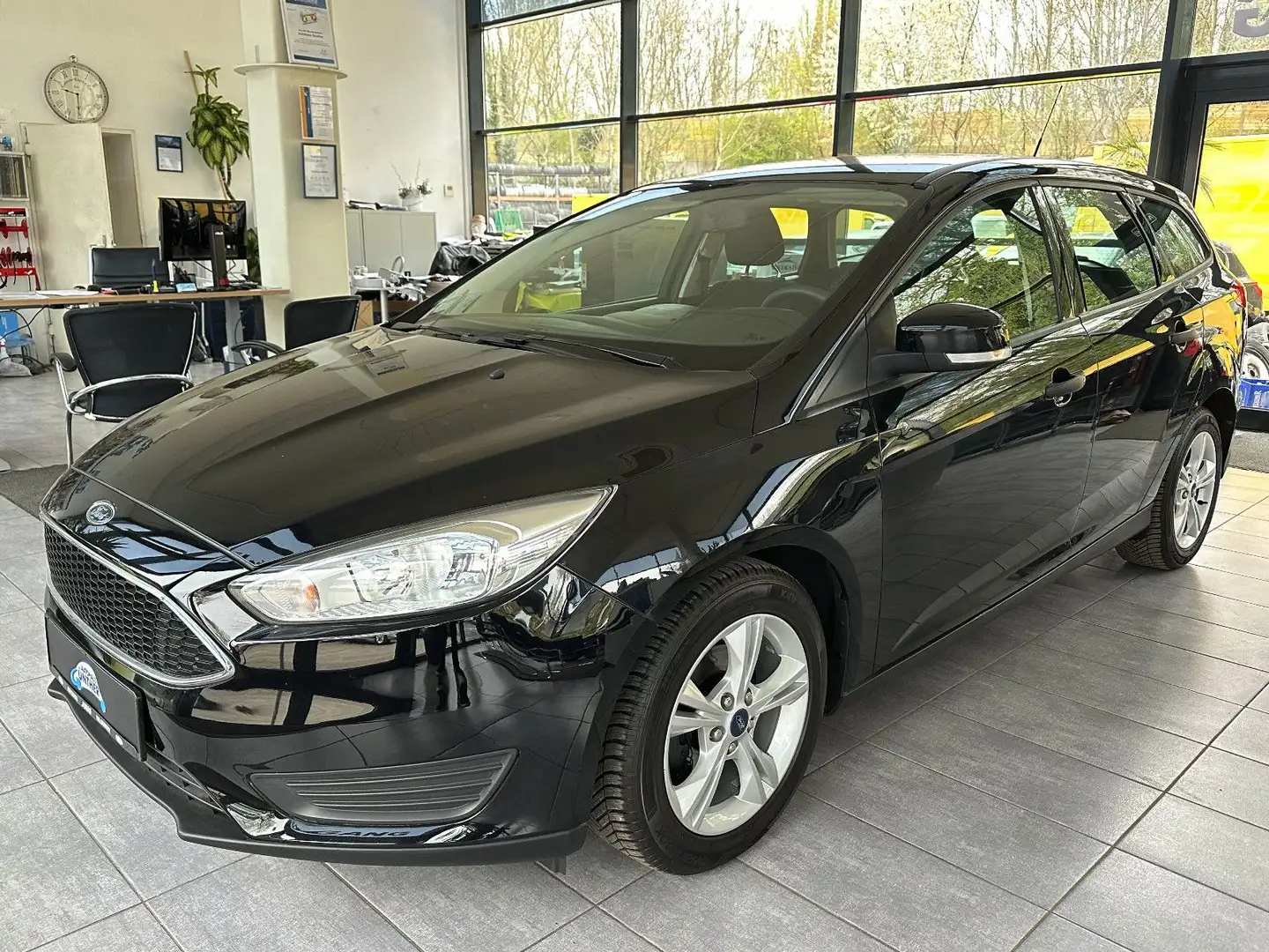 Ford Focus Turnier *ZR NEU*bis zu 48 Mon MPR-Garantie Schwarz - 1