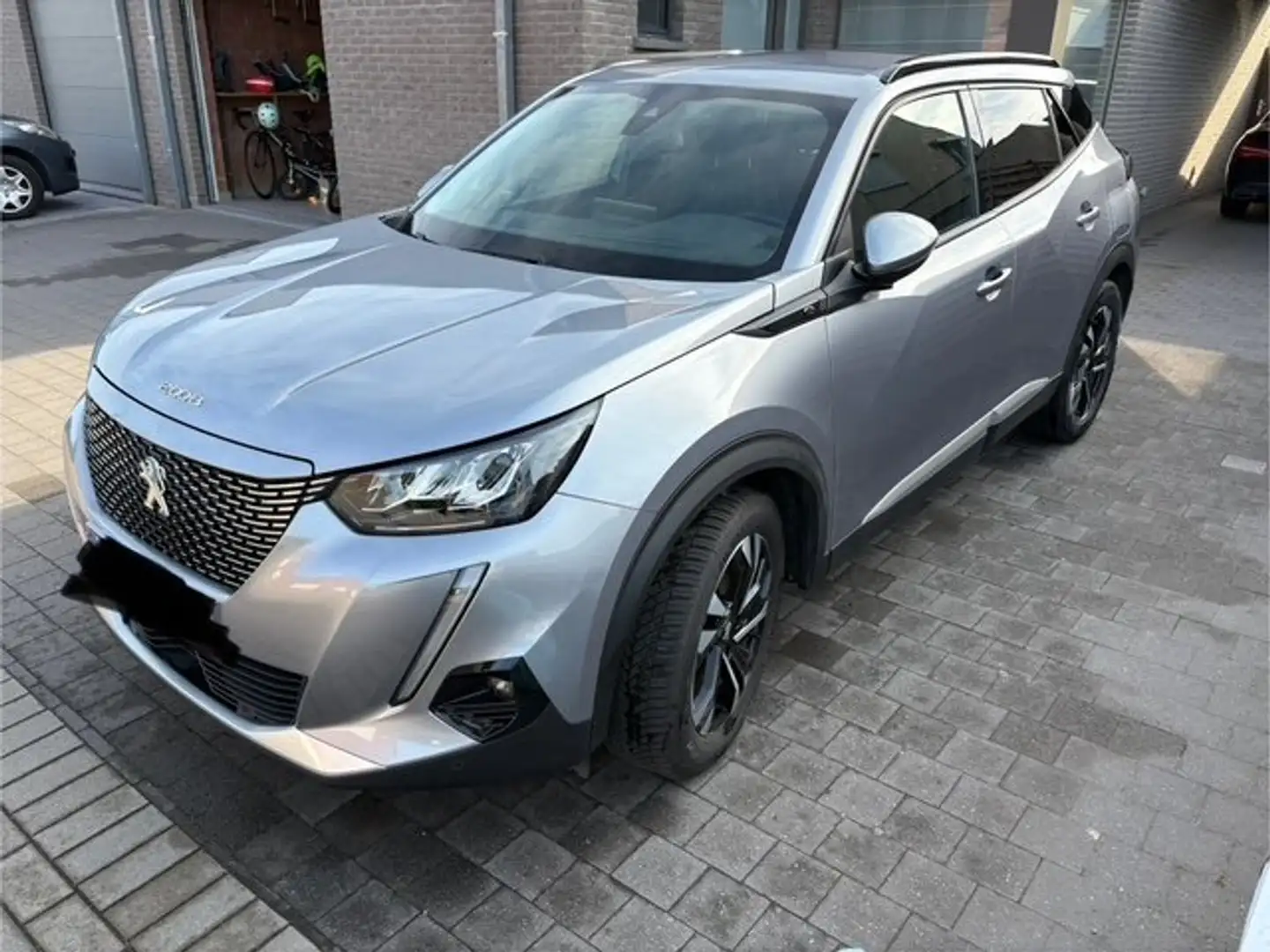 Peugeot e-2008 2008 Elektro Allure Pack Argent - 1