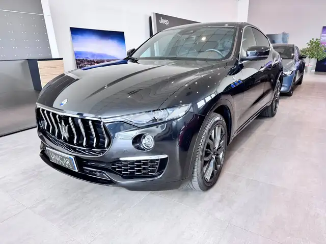 Maserati Levante Levante 2.0 mhev GT 330cv auto