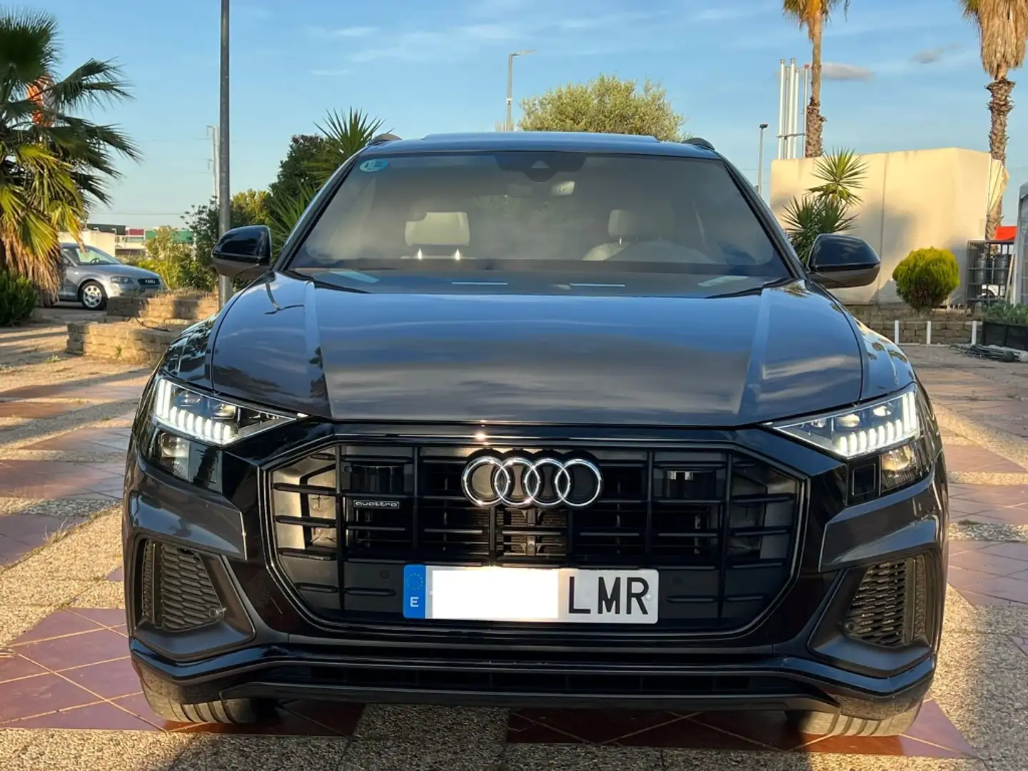 Audi Q8 50 TDI Black line plus quattro tiptronic Grijs - 2