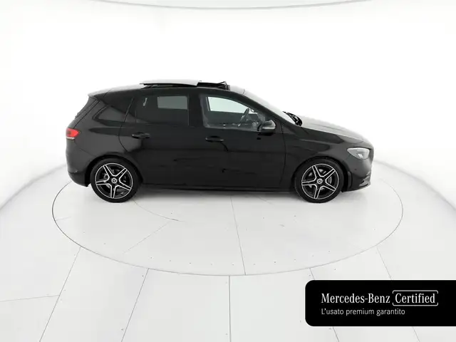 Mercedes-Benz B-Class view 5