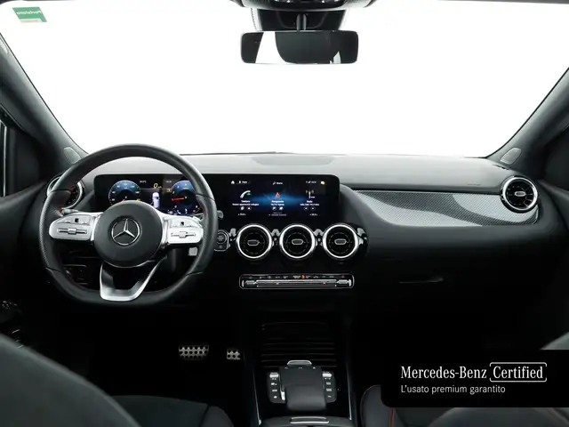Mercedes-Benz B-Class view 9