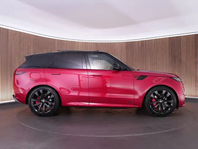 Land Rover Range Rover Sport view 12