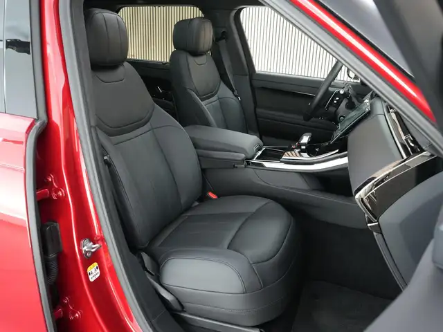 Land Rover Range Rover Sport view 5