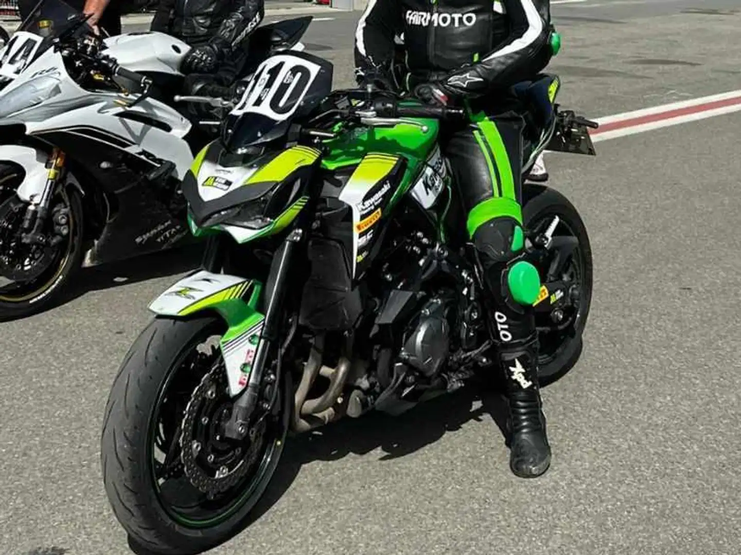Kawasaki Z 900 Z900 Vert - 2