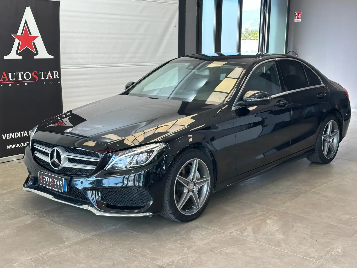 Mercedes-Benz C 220 C 220 d Premium Plus auto Zwart - 1