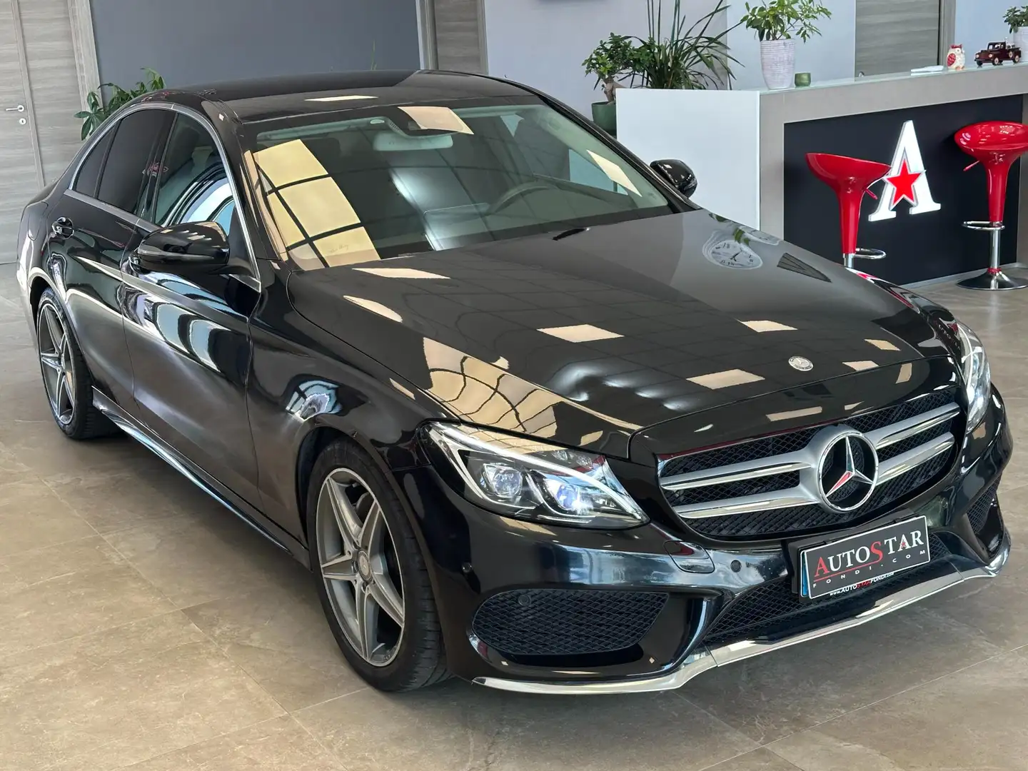 Mercedes-Benz C 220 C 220 d Premium Plus auto Zwart - 2