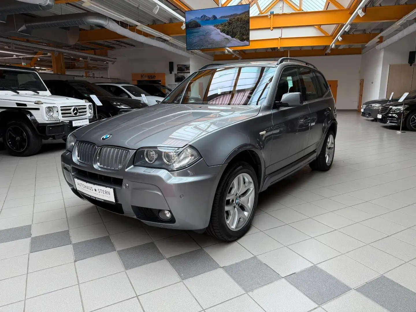 BMW X3 xDrive|M-Sportpaket|PDC|Klima|Navi|AHK|Isofix Grau - 2