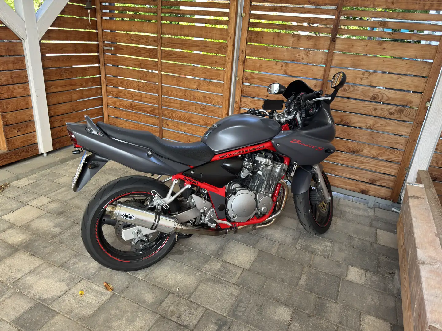 Suzuki Bandit 600 S - 2