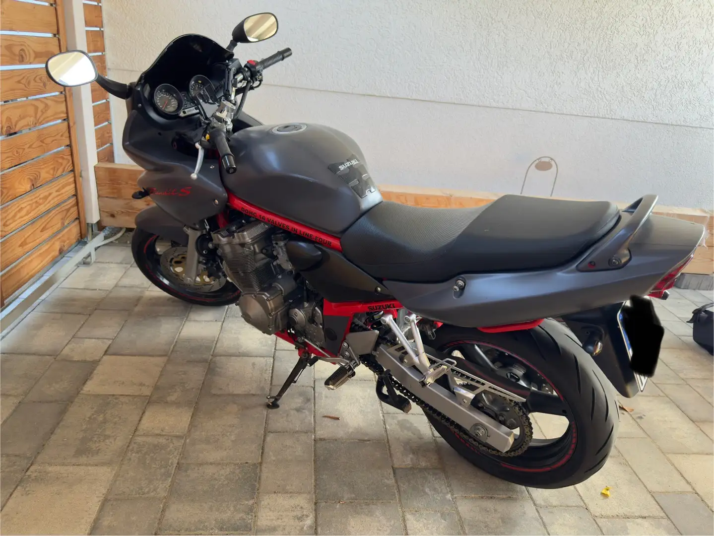 Suzuki Bandit 600 S - 1