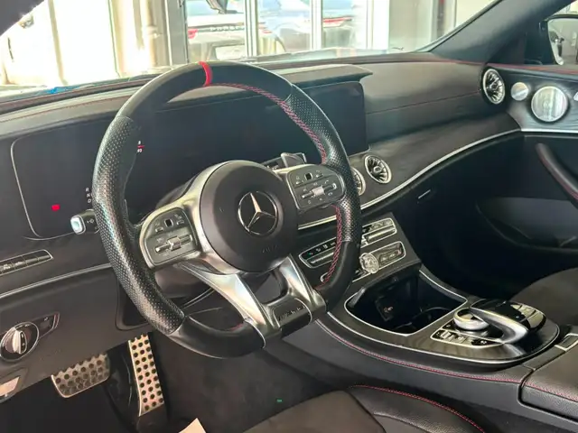 Mercedes-Benz E view 11