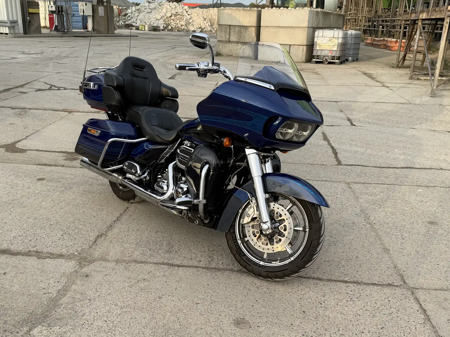 Harley-Davidson Road Glide CVO mit vielen extras. 110 cui Tüv Neu. Albastru - 2