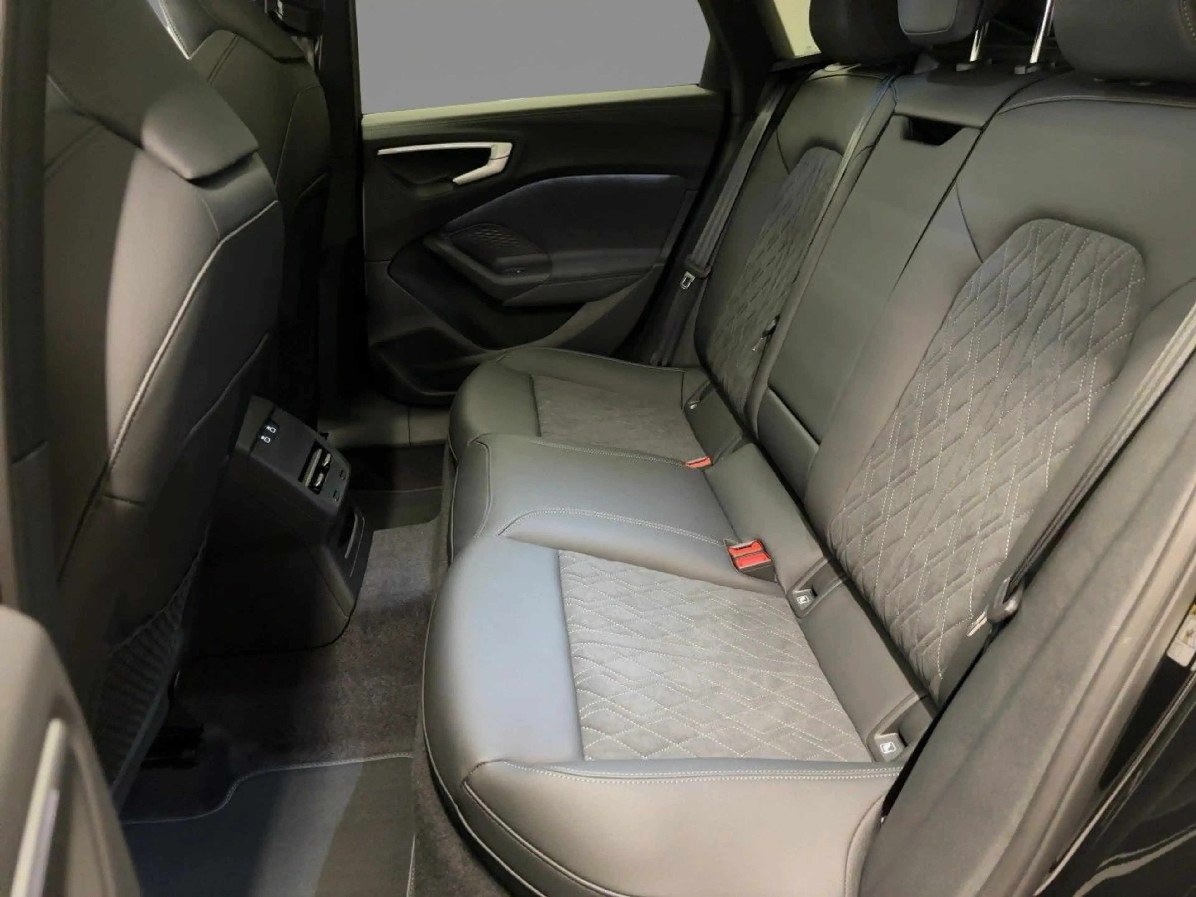 Audi A5 TFSI S tronic — photo 9