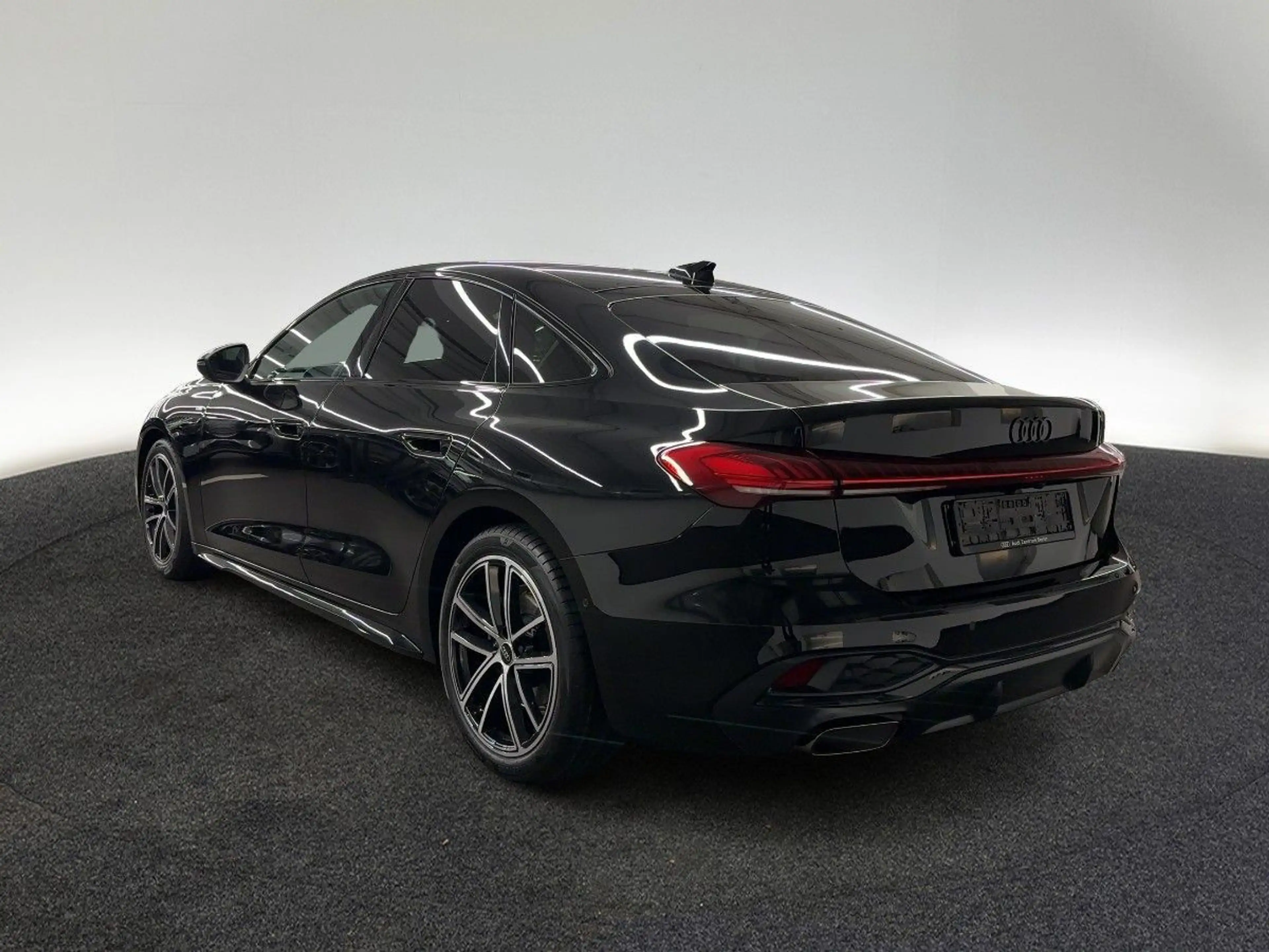 Audi A5 TFSI S tronic — photo 4
