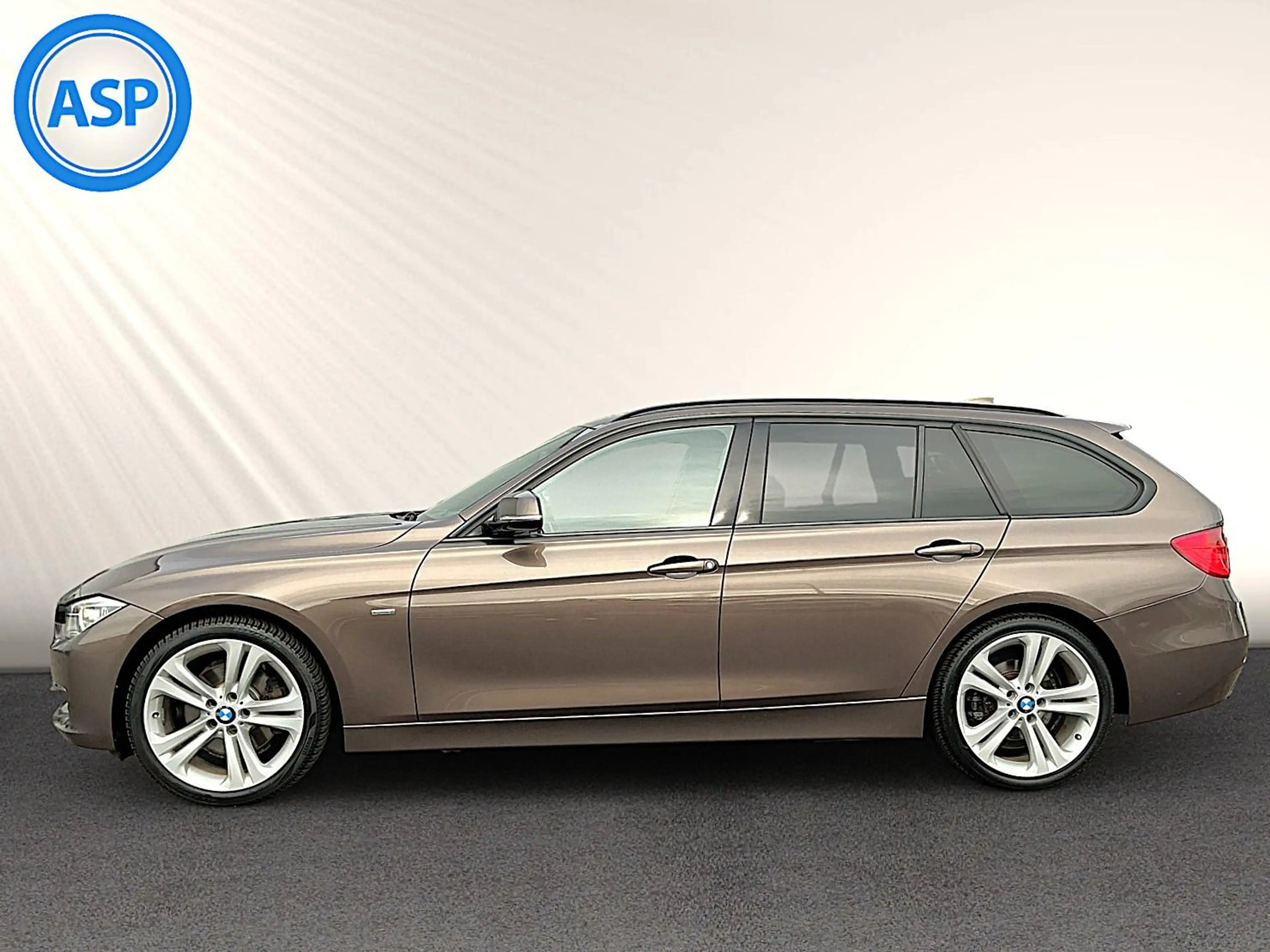 BMW 328 i AUT Touring Luxury XEN HUD NAVI SHZ RFK PDC — photo 2