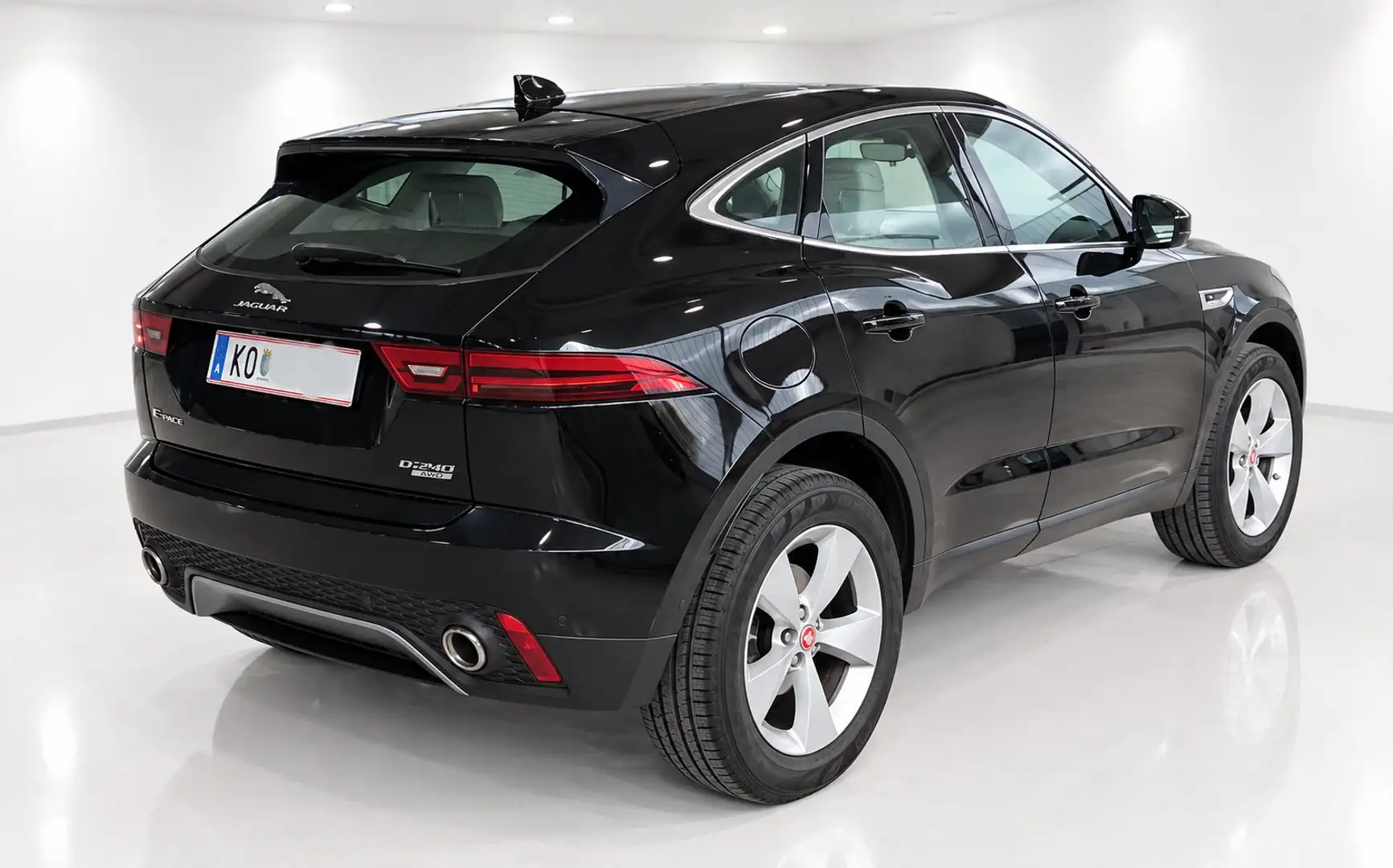 Jaguar E-Pace D240 AWD S Aut. - 2