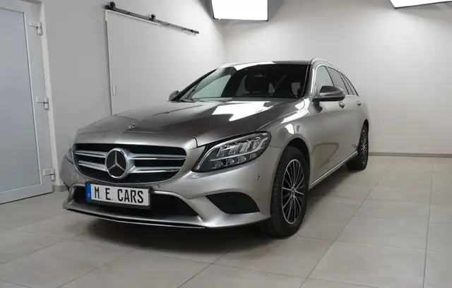 Mercedes-Benz C 300 T Modell 4Matic AHK SCHECKHF STANDHZ LED