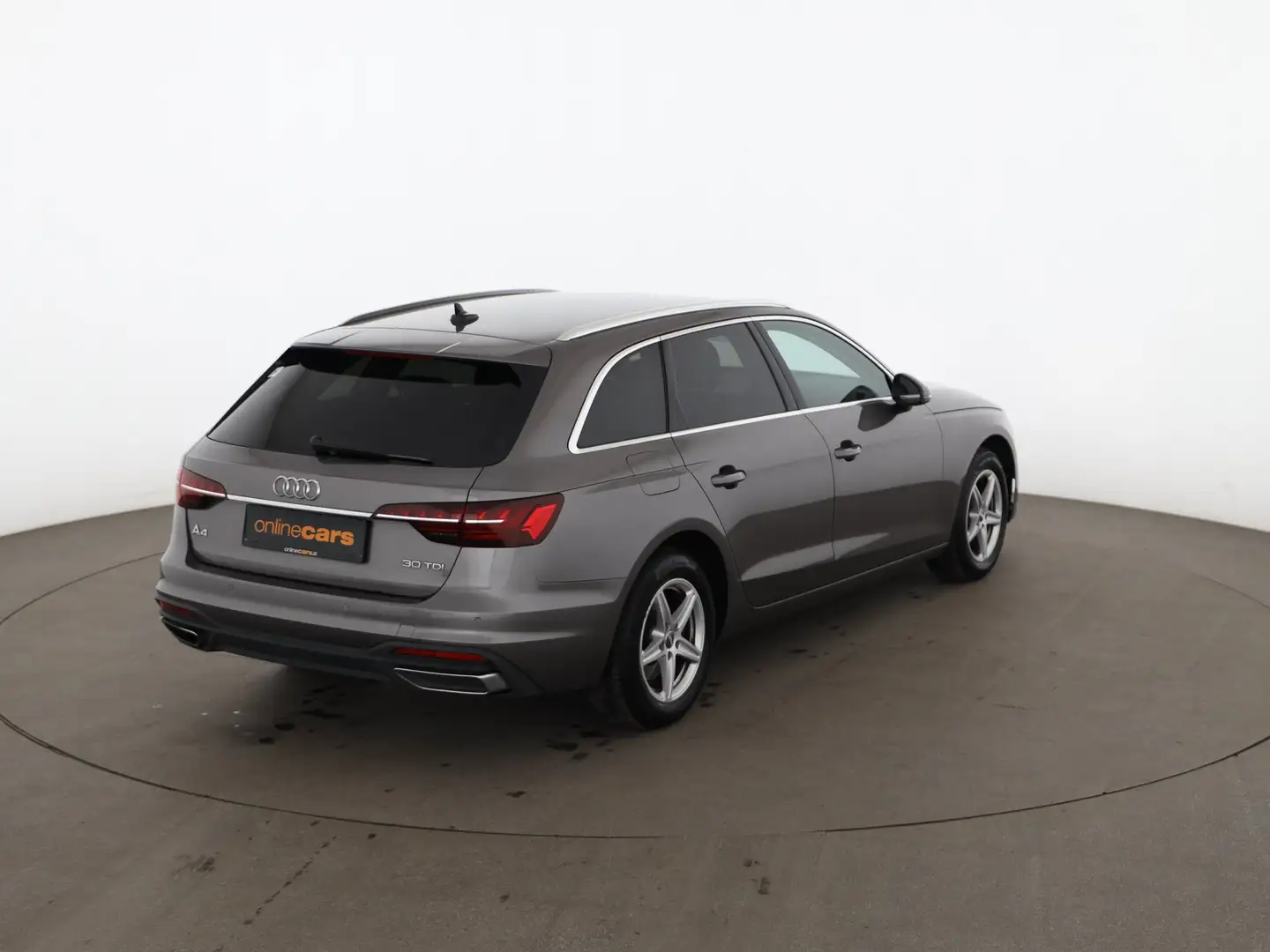 Audi A4 Avant 30 TDI Aut LED AHK NAVI LEDER SITZHZG Grau - 2