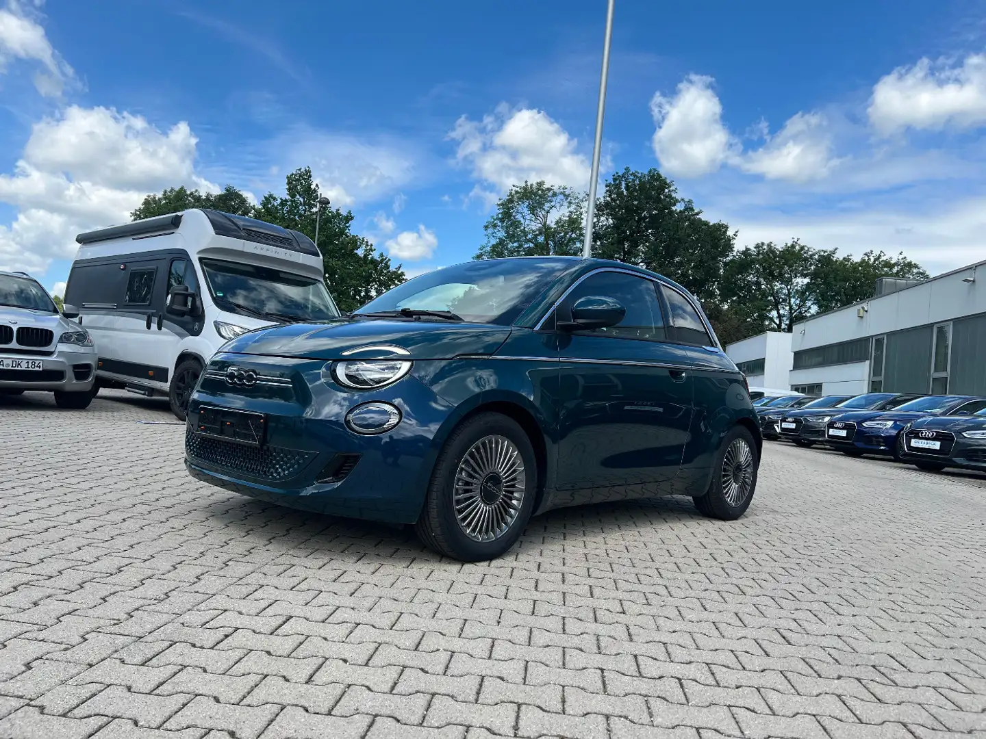 Fiat 500 Elektro 42 KWh *Klimaauto DAB Style Paket* Grün - 1