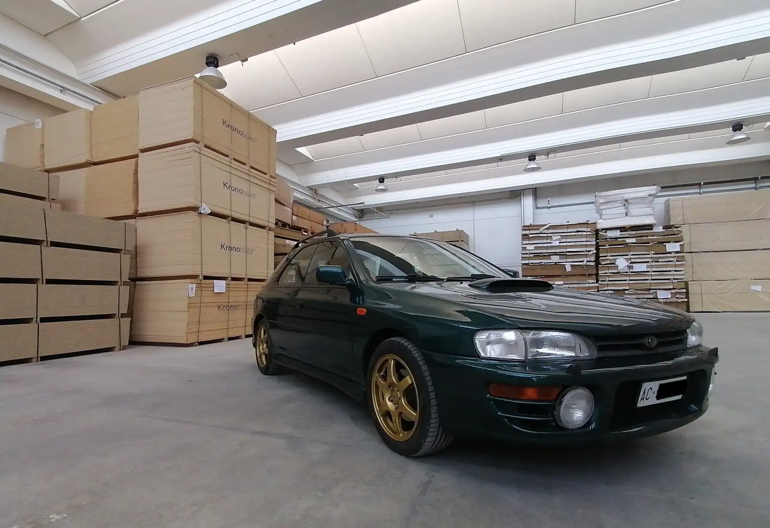 Subaru Impreza CW 2.0 turbo 4wd Vert - 2