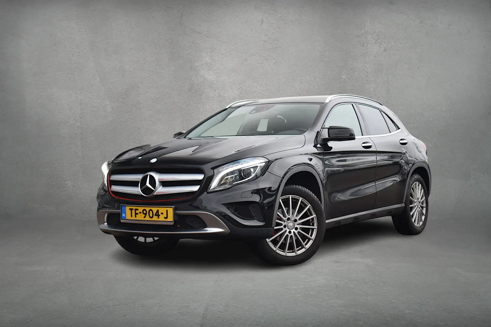 Mercedes-Benz GLA 200 Edition 1 | Apple CarPlay | Half Leer | Stoelverw. Schwarz - 2