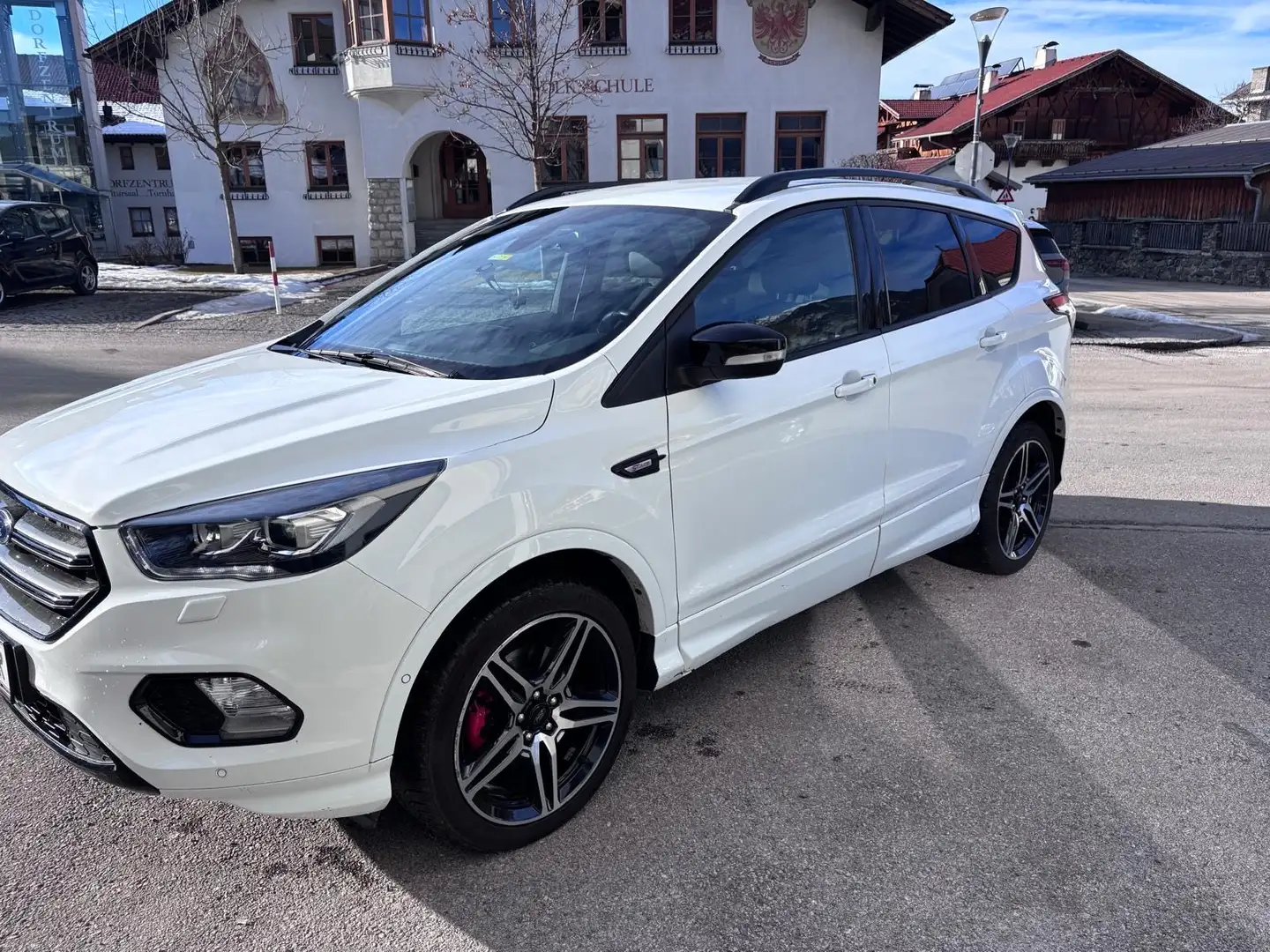 Ford Kuga ST-Line Weiß - 2