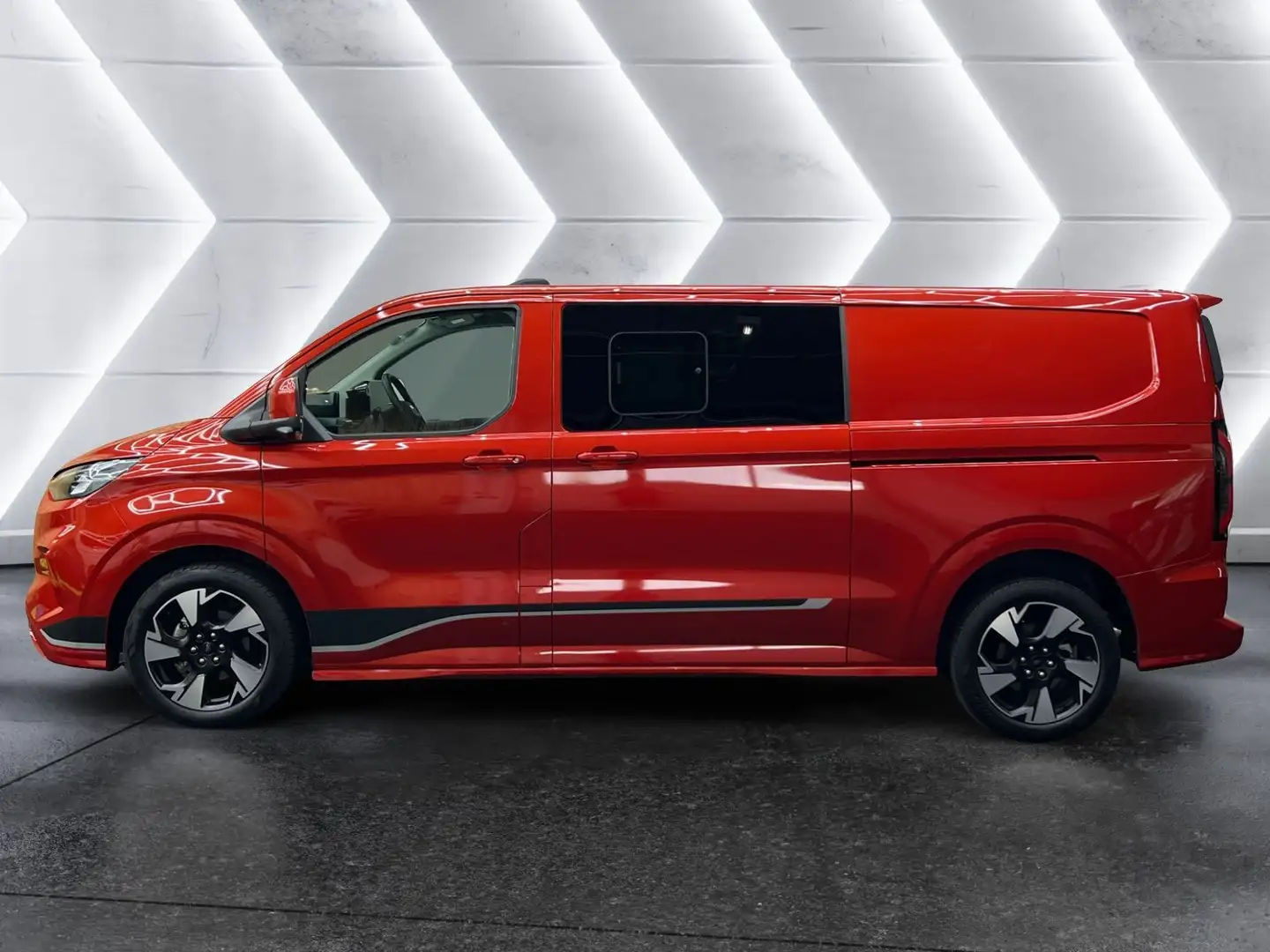Ford Transit Custom L2 DoKa | SPORT | Allrad | Standheizung Rot - 2